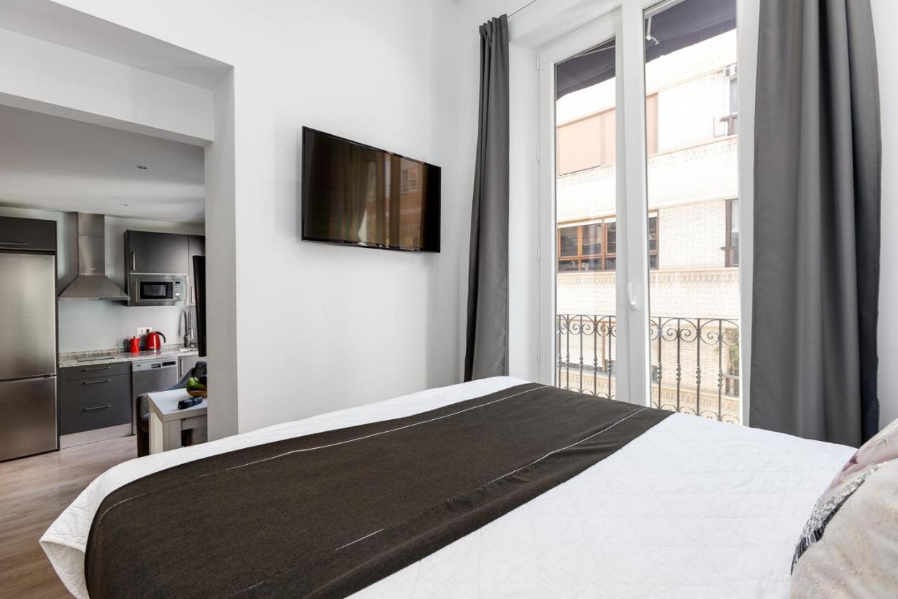 Pinzon Studios & Penthouse Alicante Exterior photo